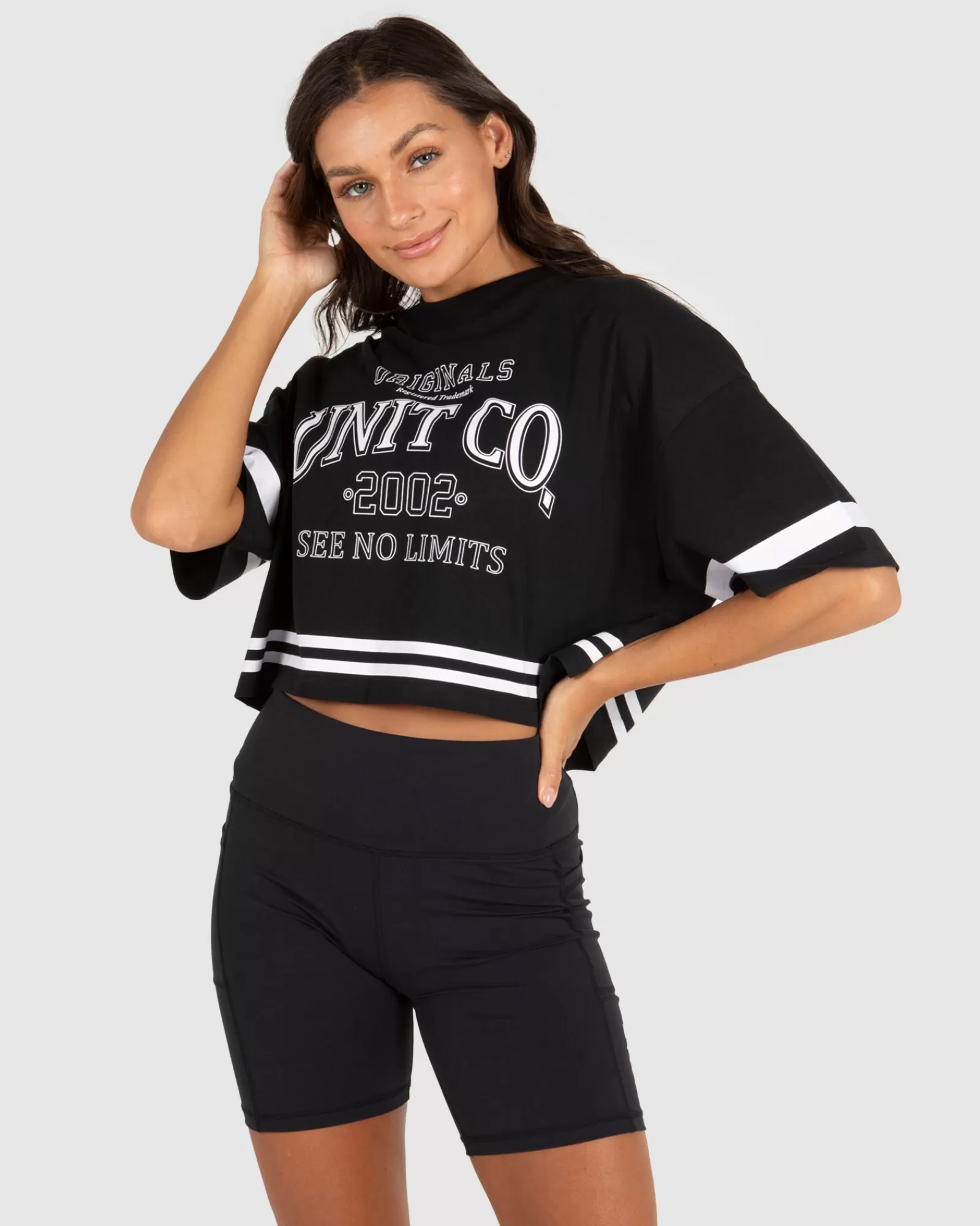 Unit Clothing UNIT Varsity Oversized Cropped T-Shirt Hot